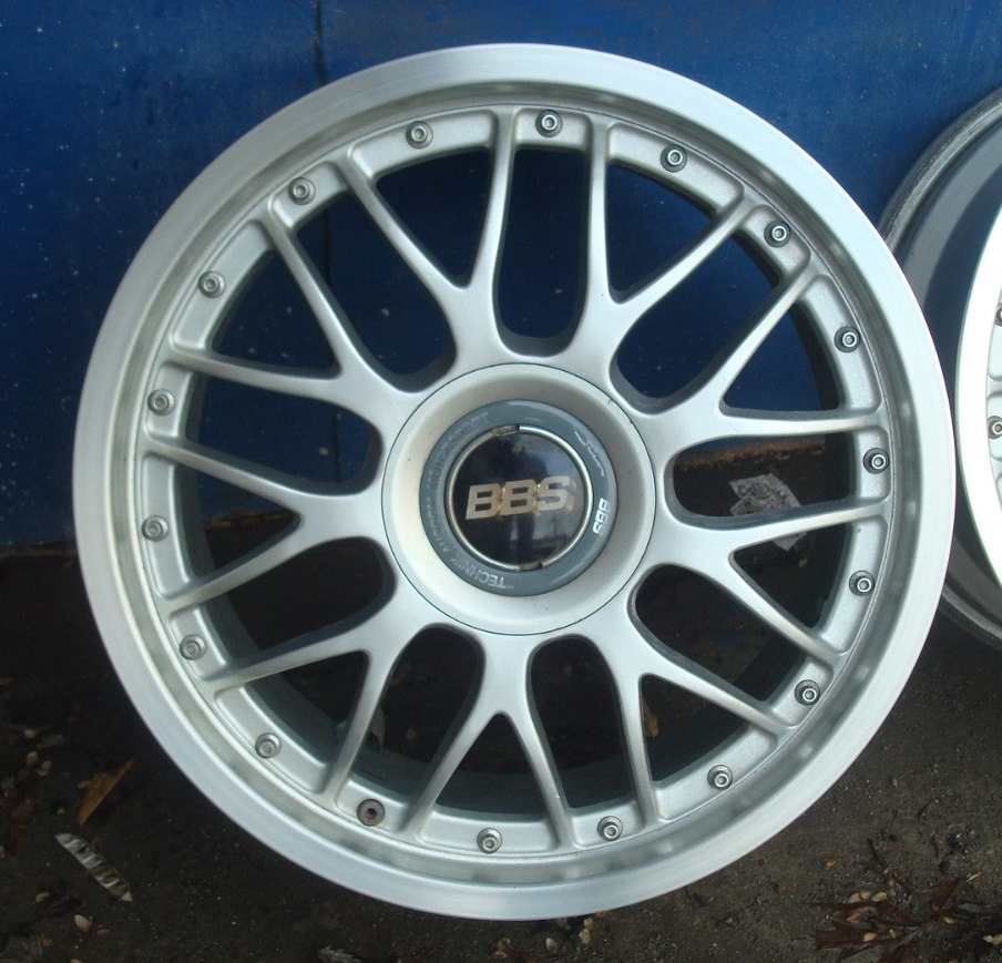 Зустрічаємо - 17 BBS RS730 Stern 2