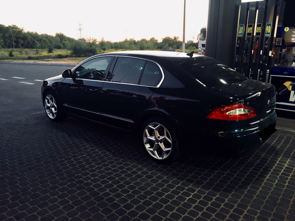 Skoda superb R18 2