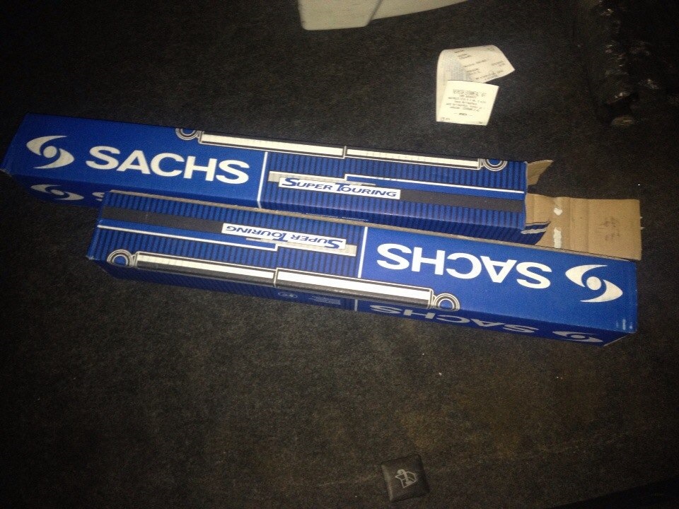 Поставив Sachs 4
