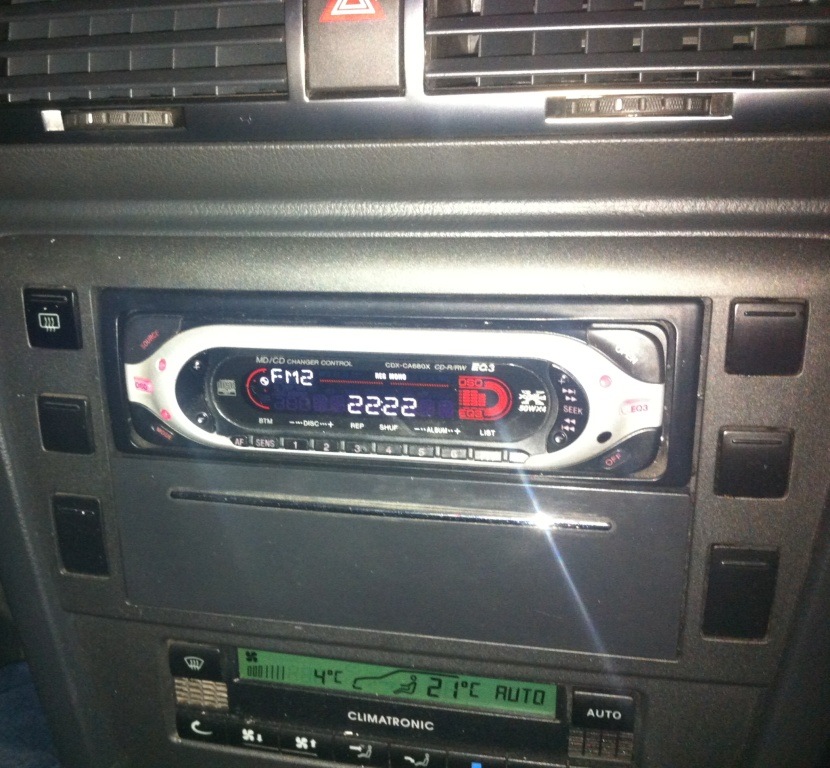 Заміна sony 1 din на clarion 2 din 1