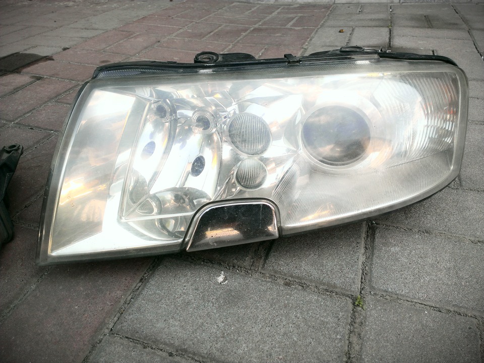 Фари Skoda Superb I 2002-2006 б/в ксенон — ПРОДАНО 3