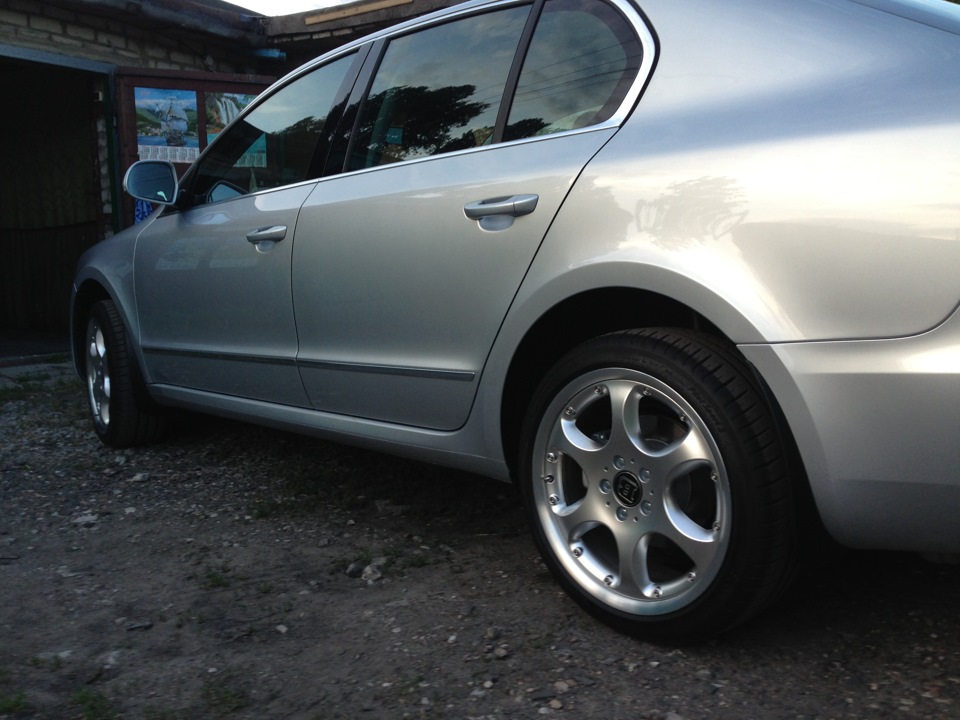 ПРОДАНО! диски Mercedes BBS 5*112 8Jx18 ET44 шини Michelin PS3 225/40 ZR18 92W 3
