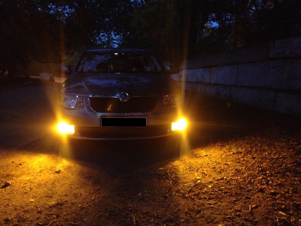 ТИЗЕР: LED передні поворотники SUPERB (3T4) 1