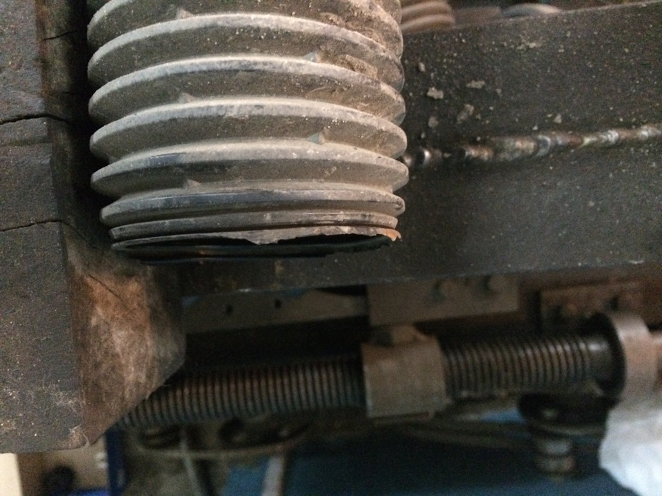 H&R and castom double-acting shock-absorber 4