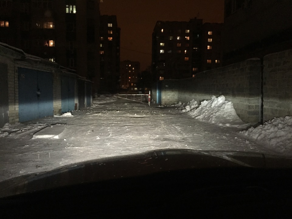 Порівняння галогену та ксенону 3