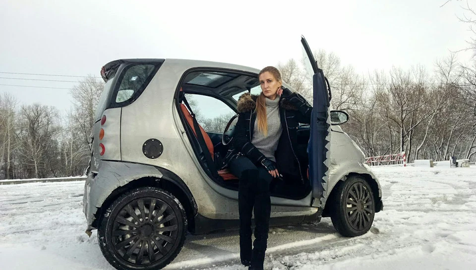 У нас все як завжди, снігу ніхто не очікував у грудні)))
