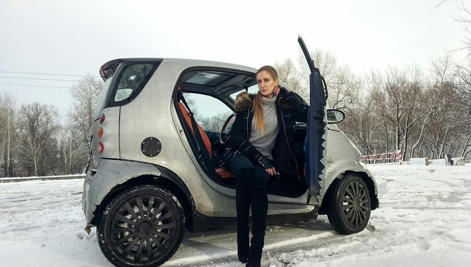 У нас все як завжди, снігу ніхто не очікував у грудні))) 1