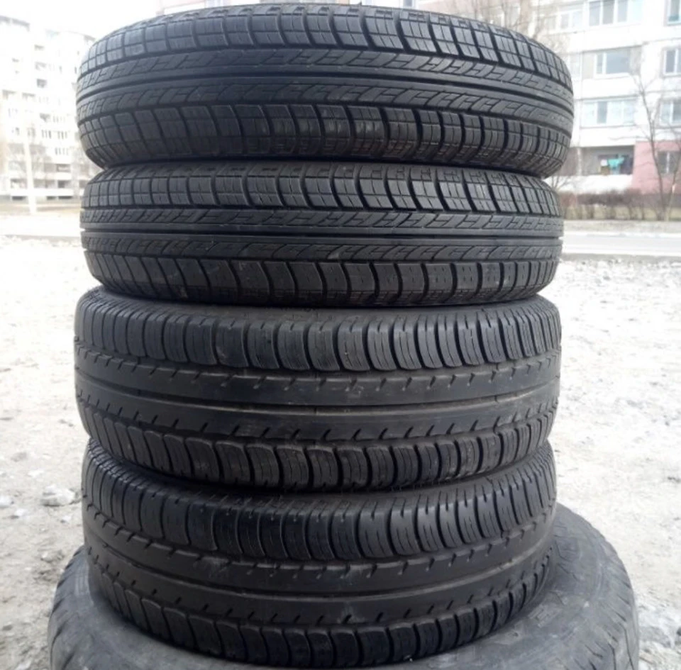 Літо ж на подвір'ї