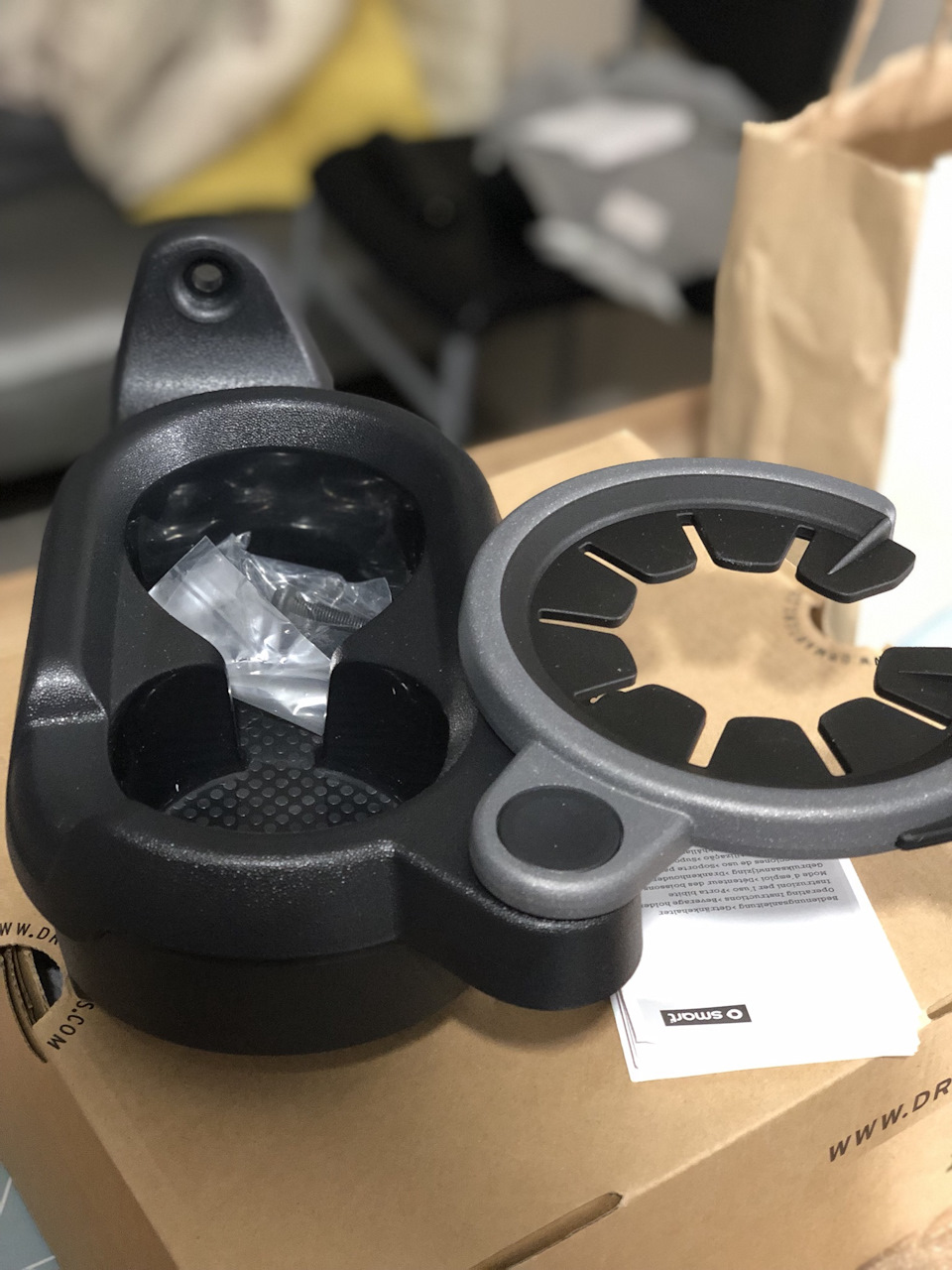 OEM Cupholder 4