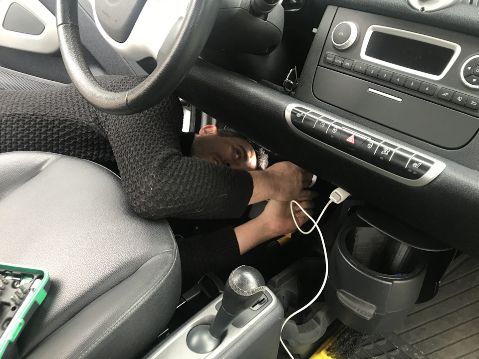 Автоматичне підняття скла 2