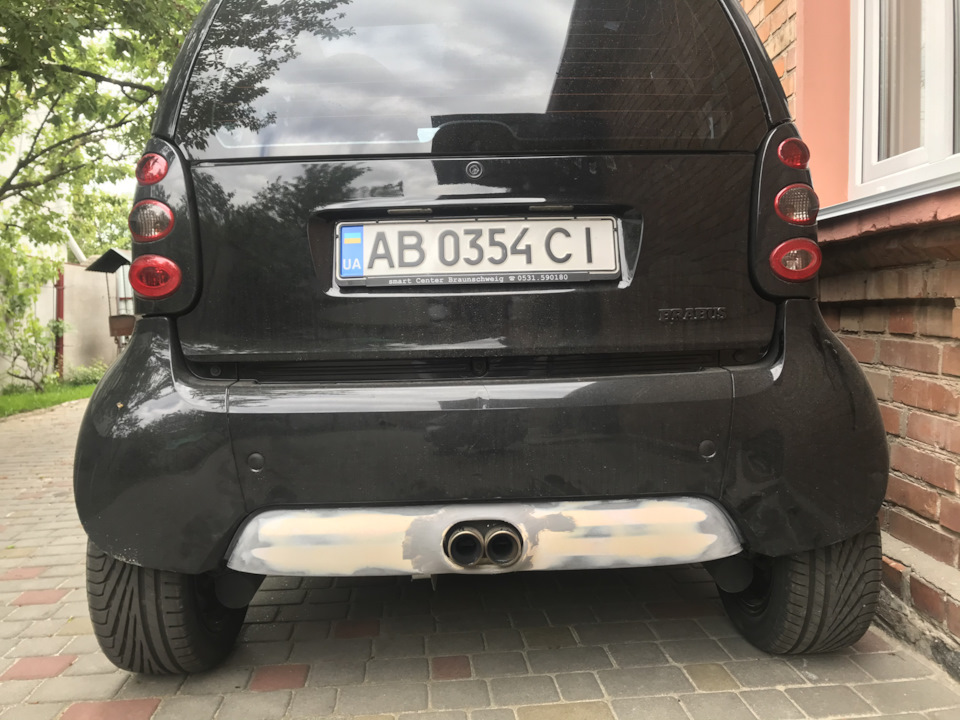 Накладочка в задний бампер 2