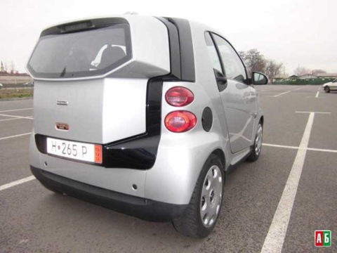 Паркування тільки для Smart 4