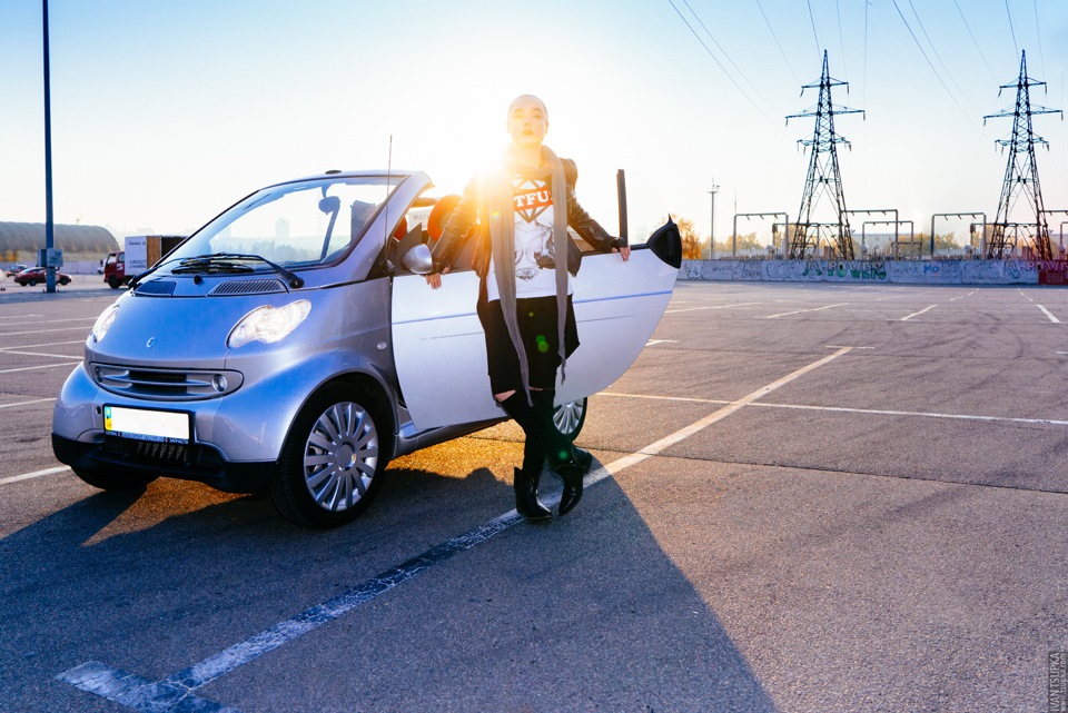 Smart. Photo. 1