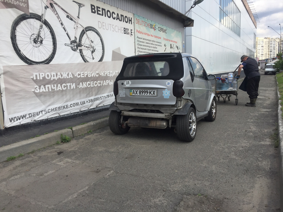 Заміна лямбди та ремонт пасажирських дверей 3