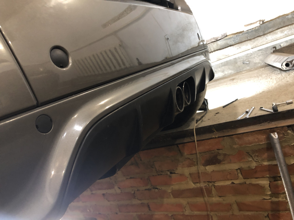 вихлоп Brabus 3