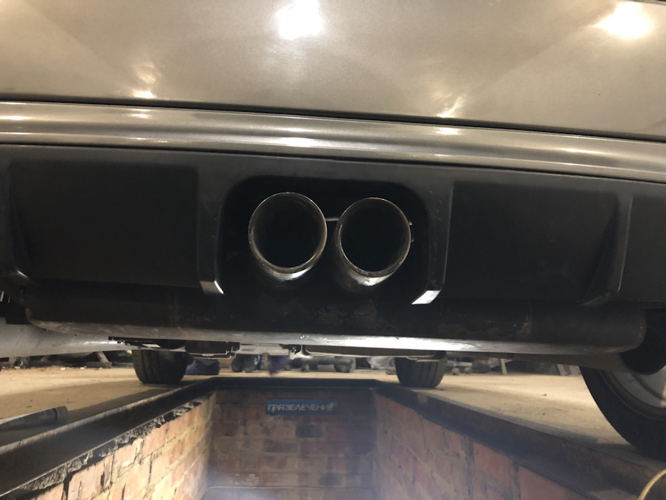 вихлоп Brabus 4
