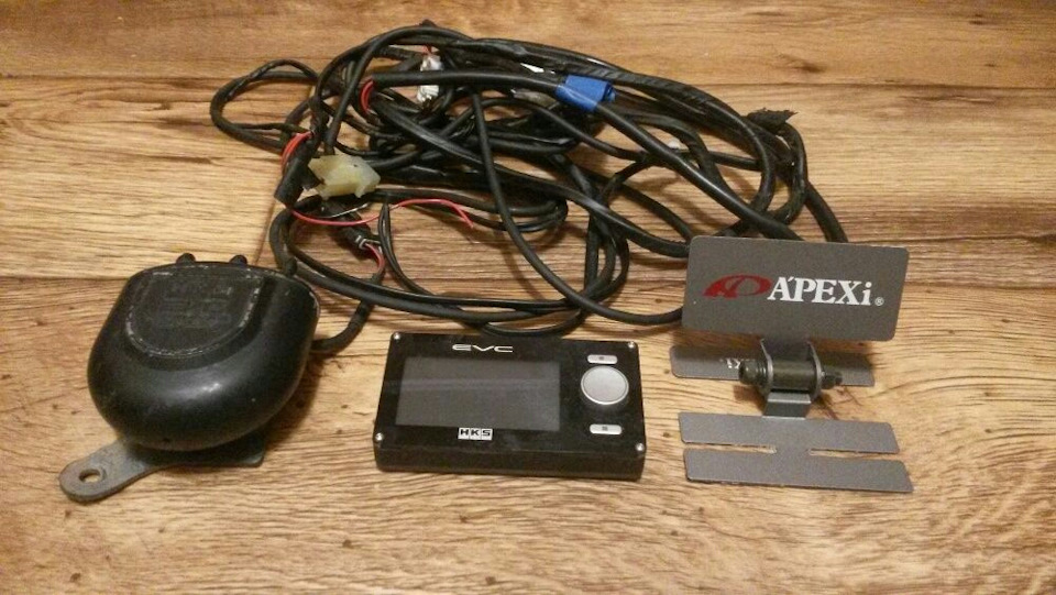 boostUP HKS EVC 6 1