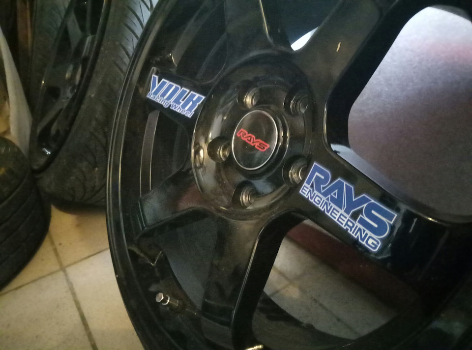 З гарбуза в RAYS VOLK 1