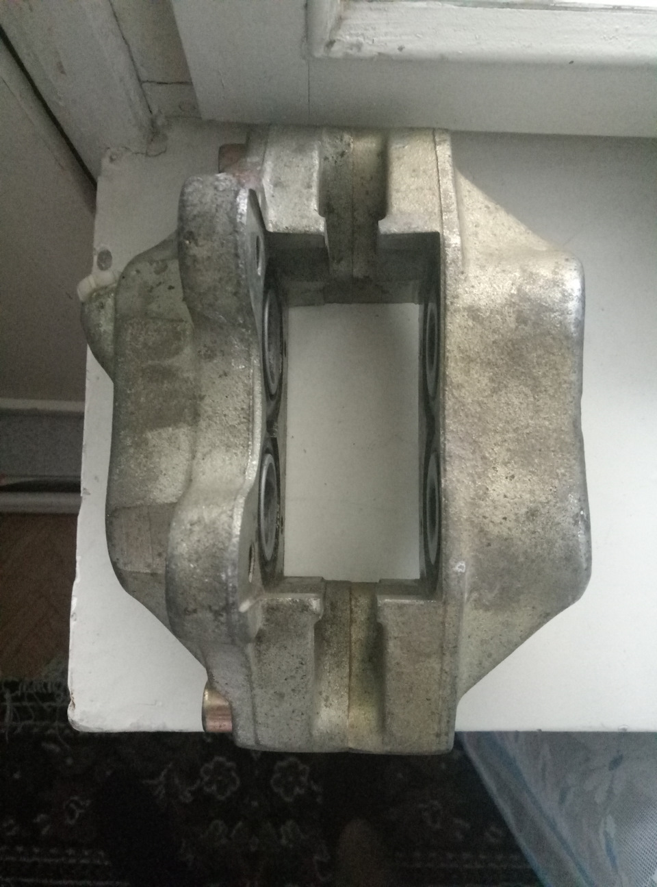 Нормальна машина повинна мати гальма Brembo 5