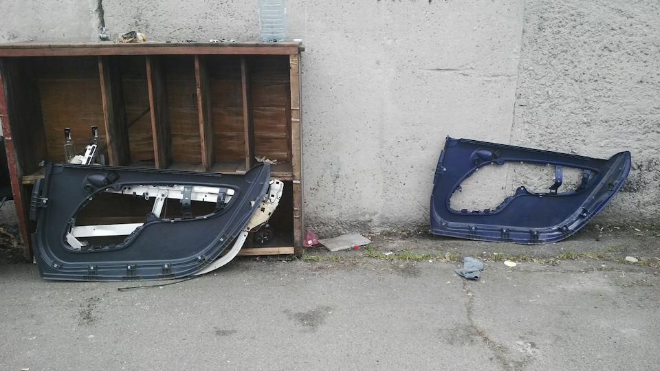 В Ідеал: заміна внутрішніх карт дверей 3