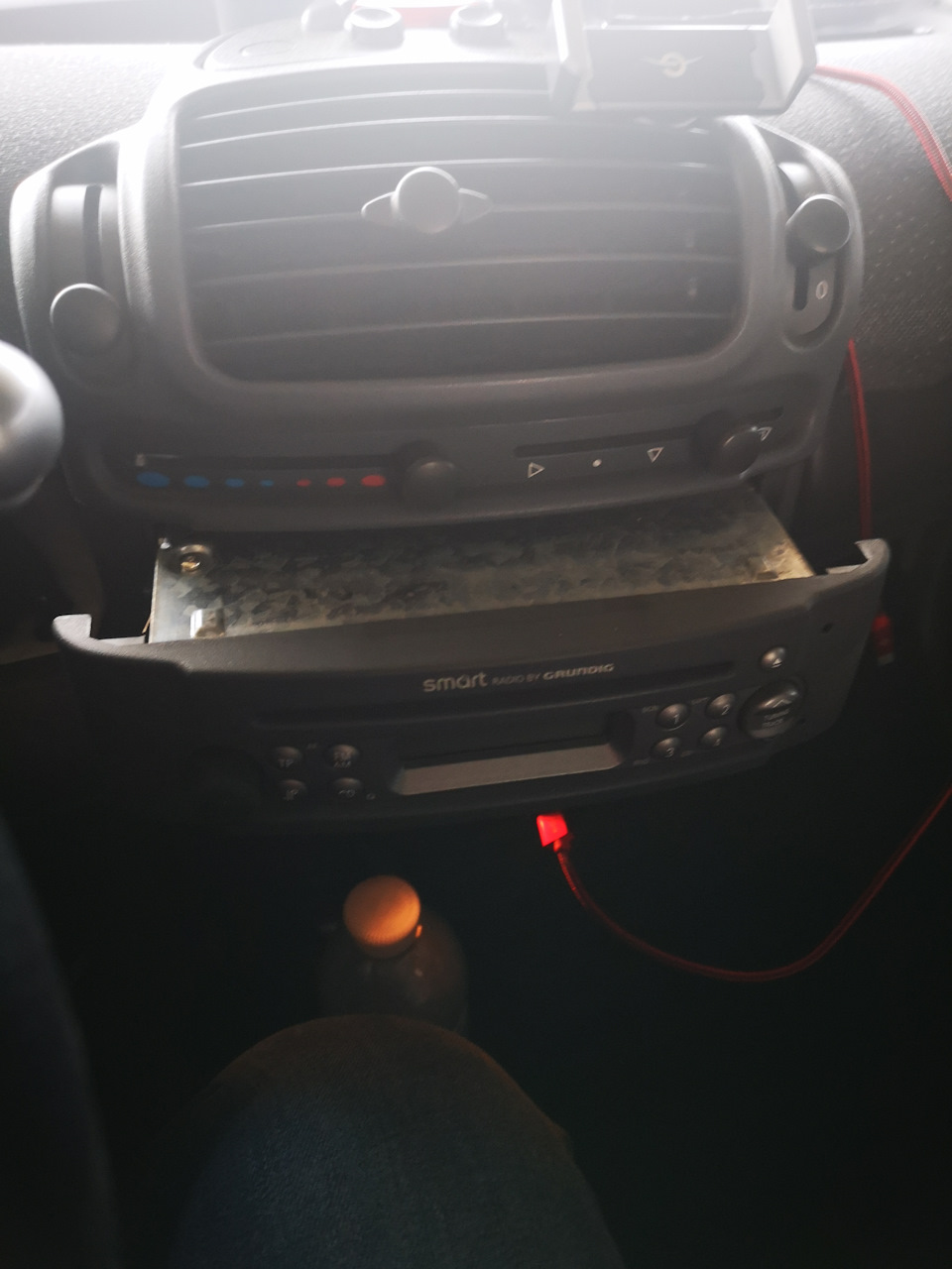 AUX 1