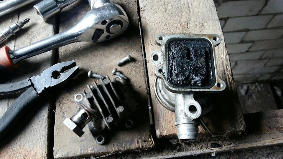 Очищення клапана EGR Smart 0.7 4