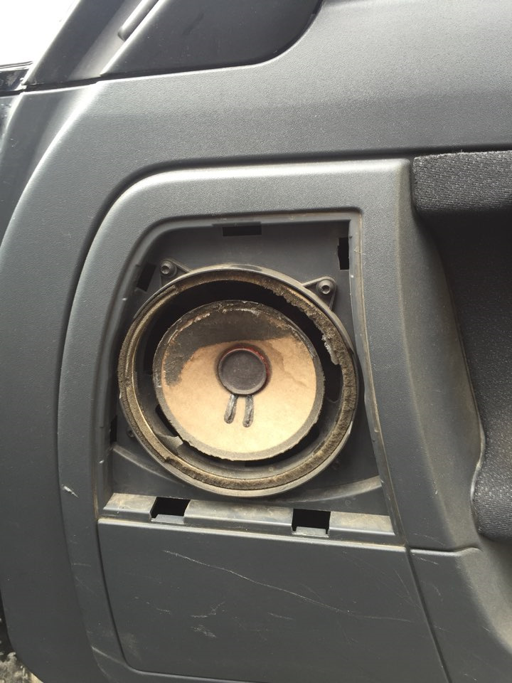 Заміна акустики Smart Roadster 2