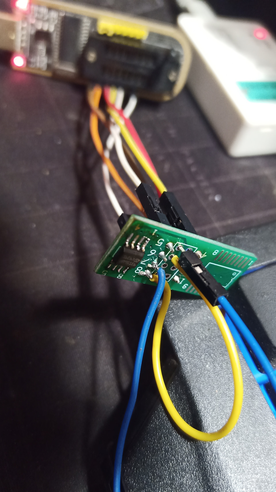 Програмування EEPROM 93S56W за допомогою китайського CH341 5
