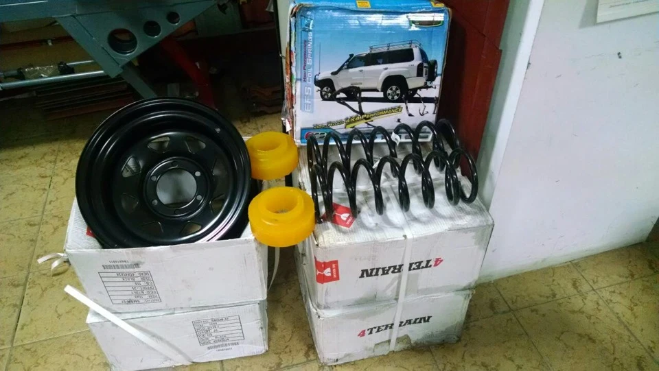 Встановлення шин Silverstone MT-117 X-treme 35/11.5R16 і ще трохи смакота.