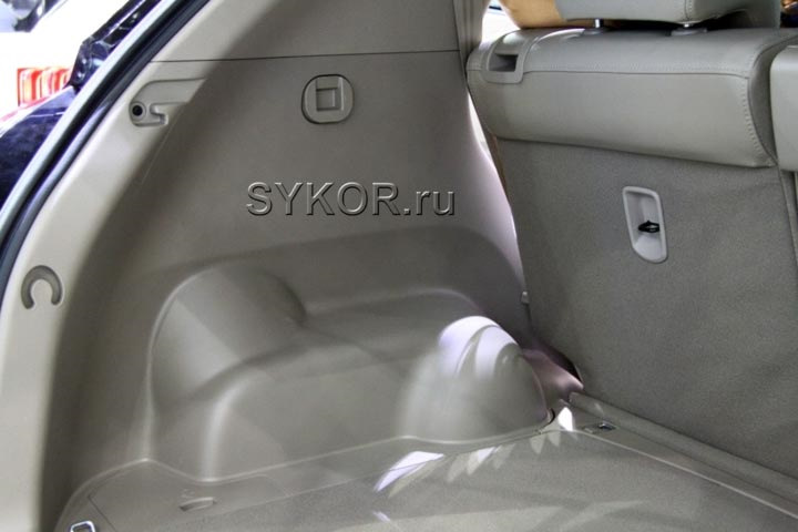 Полиця (шторка) багажника на SSangYong New Korando/Actyon + кріплення полиці 1