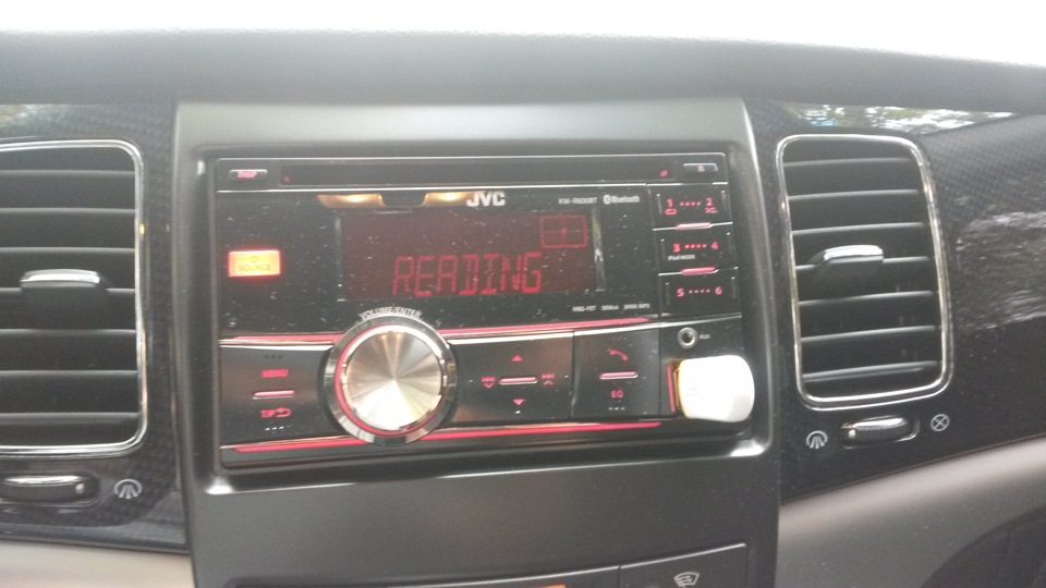 JVC KW-R600BTEY 1