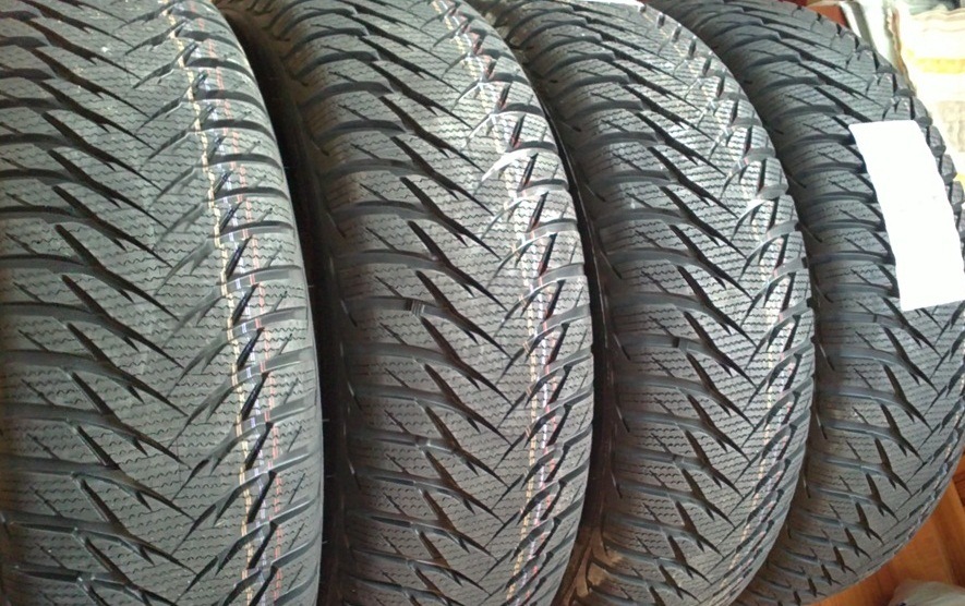Зимова гума GOODYEAR ULTRA GRIP 8 2