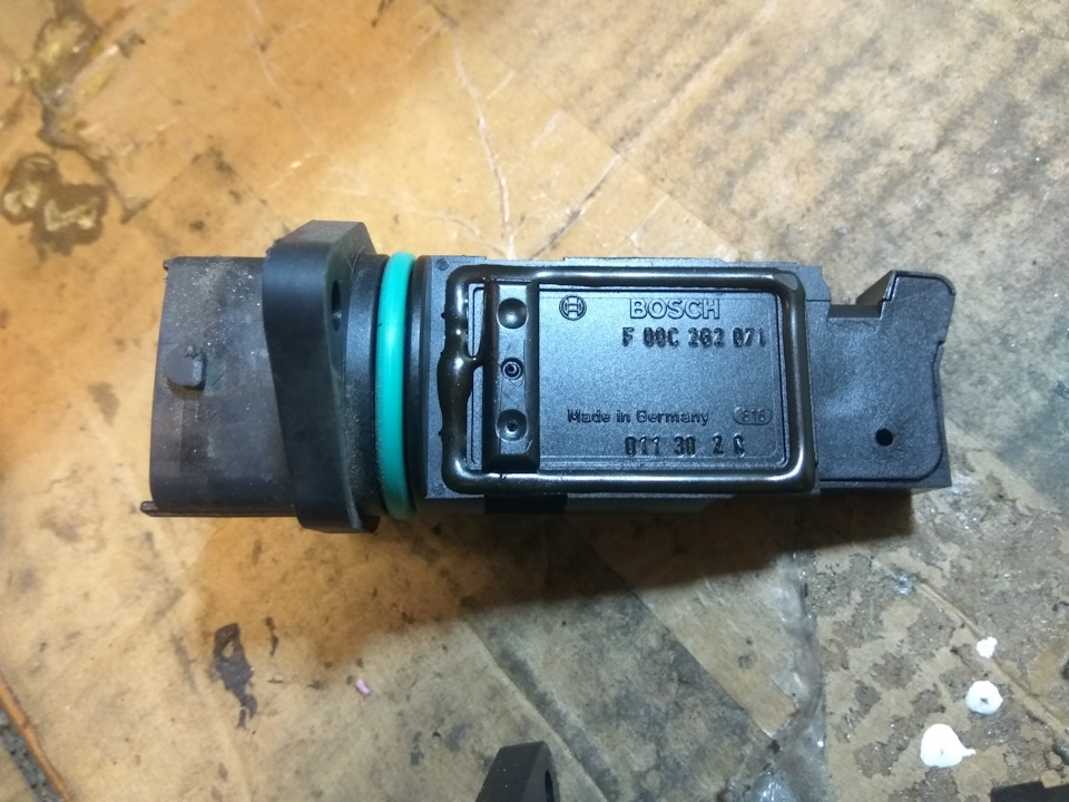 Заміна ДМРВ на Bosch 116 3