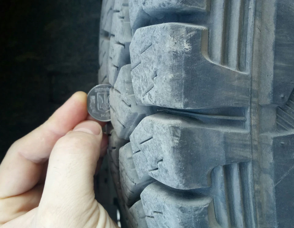Hankook Dynapro AT-M RF10 235/85 R16
