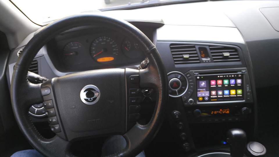 Штатний головний пристрій з GPS та музика по колу (оповідальний виклад про те, що було і є встановлено в автомобілі, без технічних подробиць та мануалів з монтажу) 2