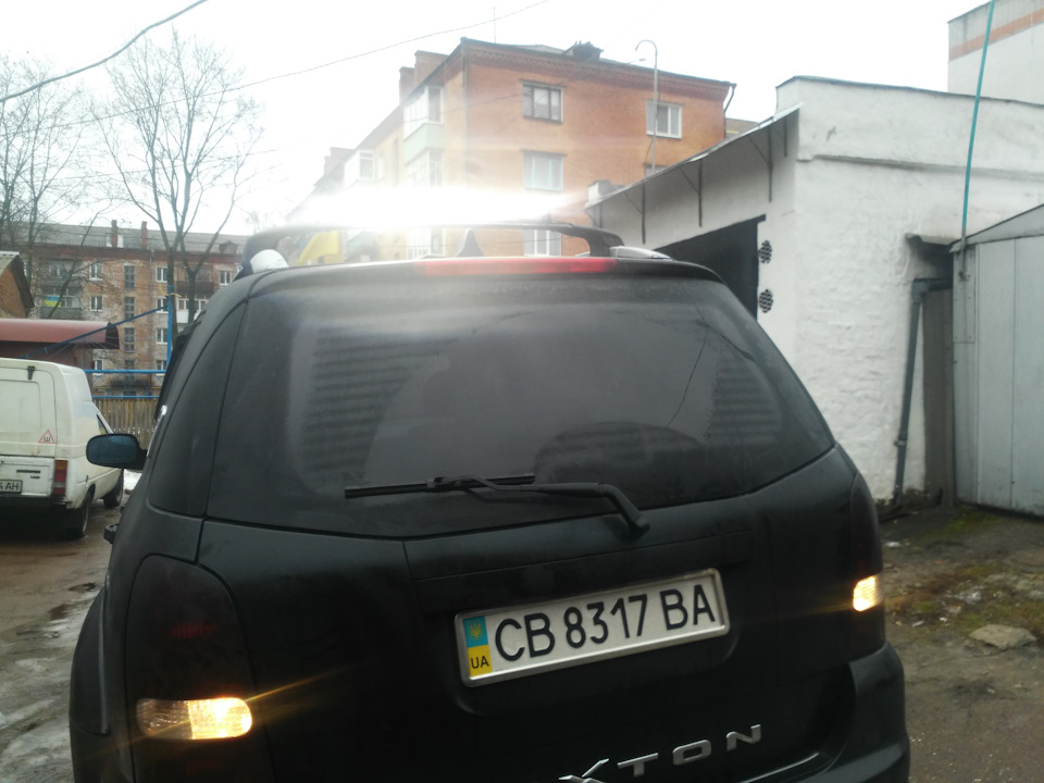 Змінив підсвічування заднього ходу. 4