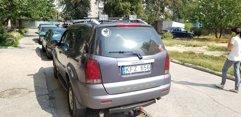 Світлодіодна та галогенна панель 5