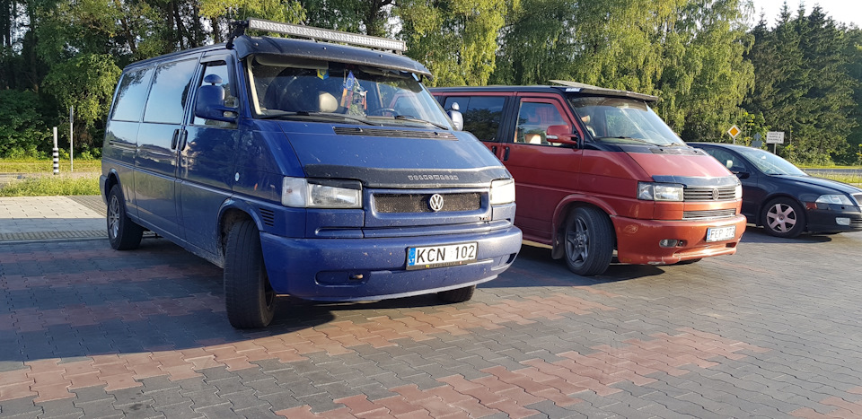 Світлодіодна та галогенна панель 1