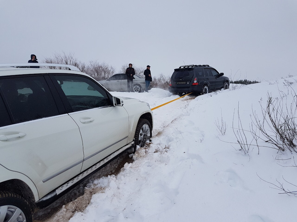Помісили сніг із піском) 4