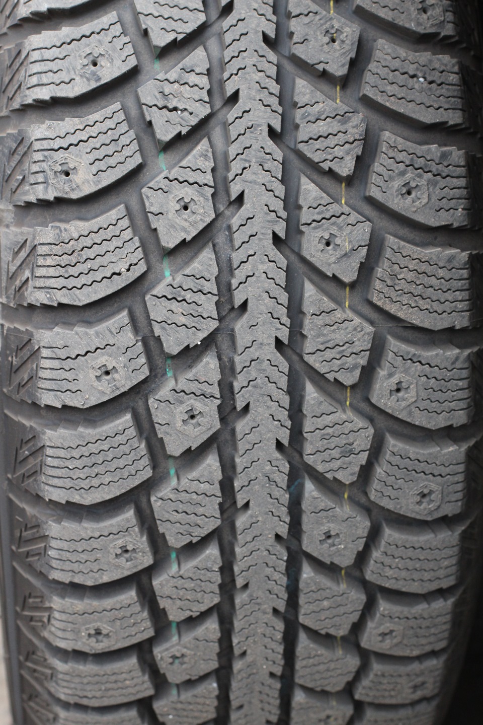Toyo Observe G2S 1
