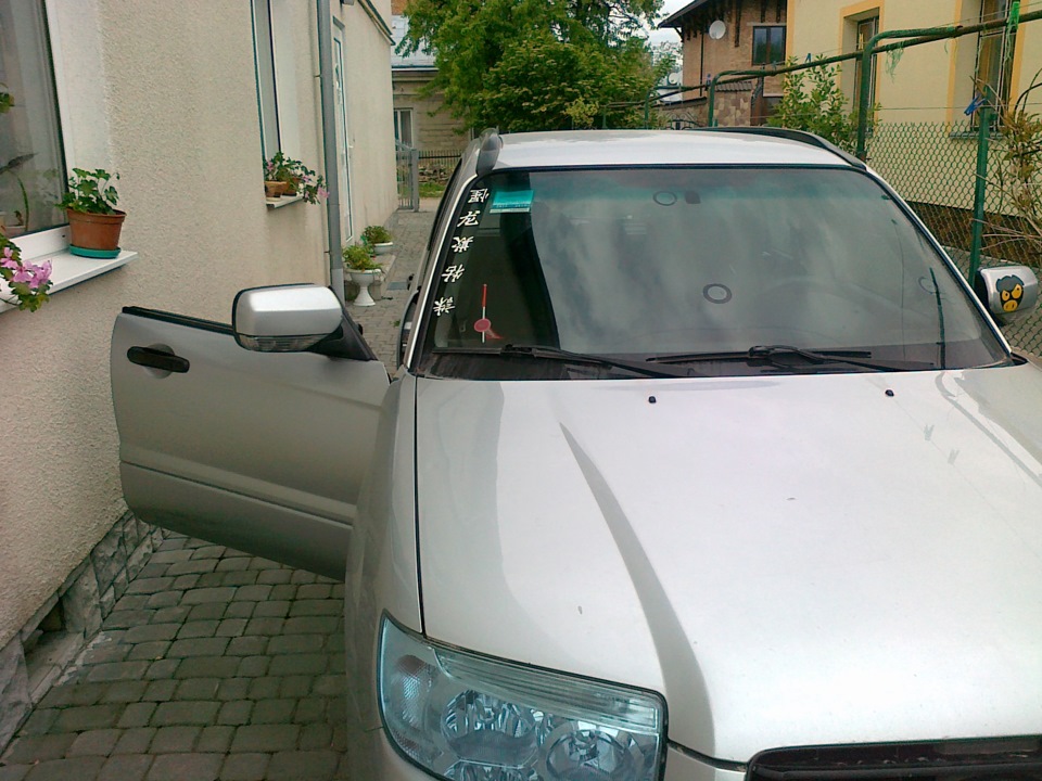 Шматочок китаю в японському авто:-) 1