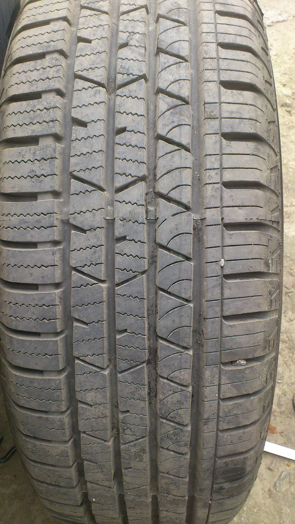 Continental Cross Contact LX 215\65\16(редакция) 1