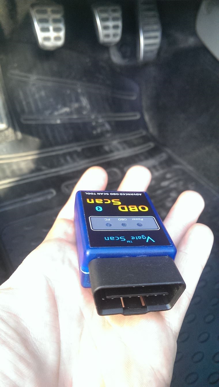 Діагностичний сканер-адаптер OBD2 ELM327 4
