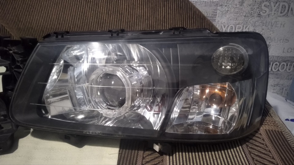 Поліровка фар і птф Subaru Forester 1