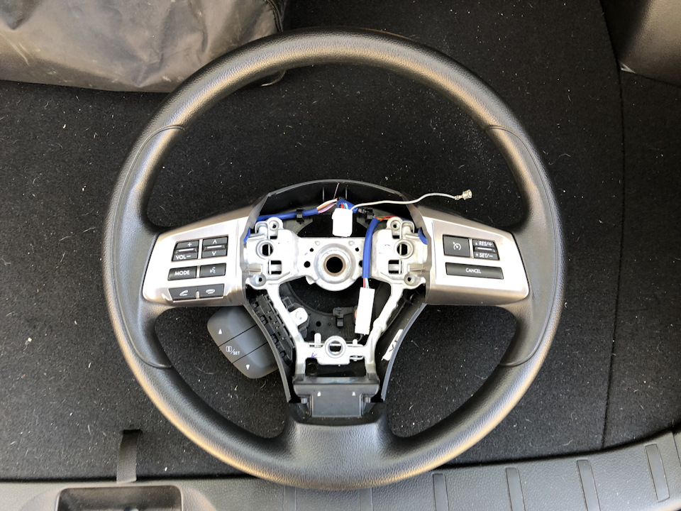 Руль від WRX 3