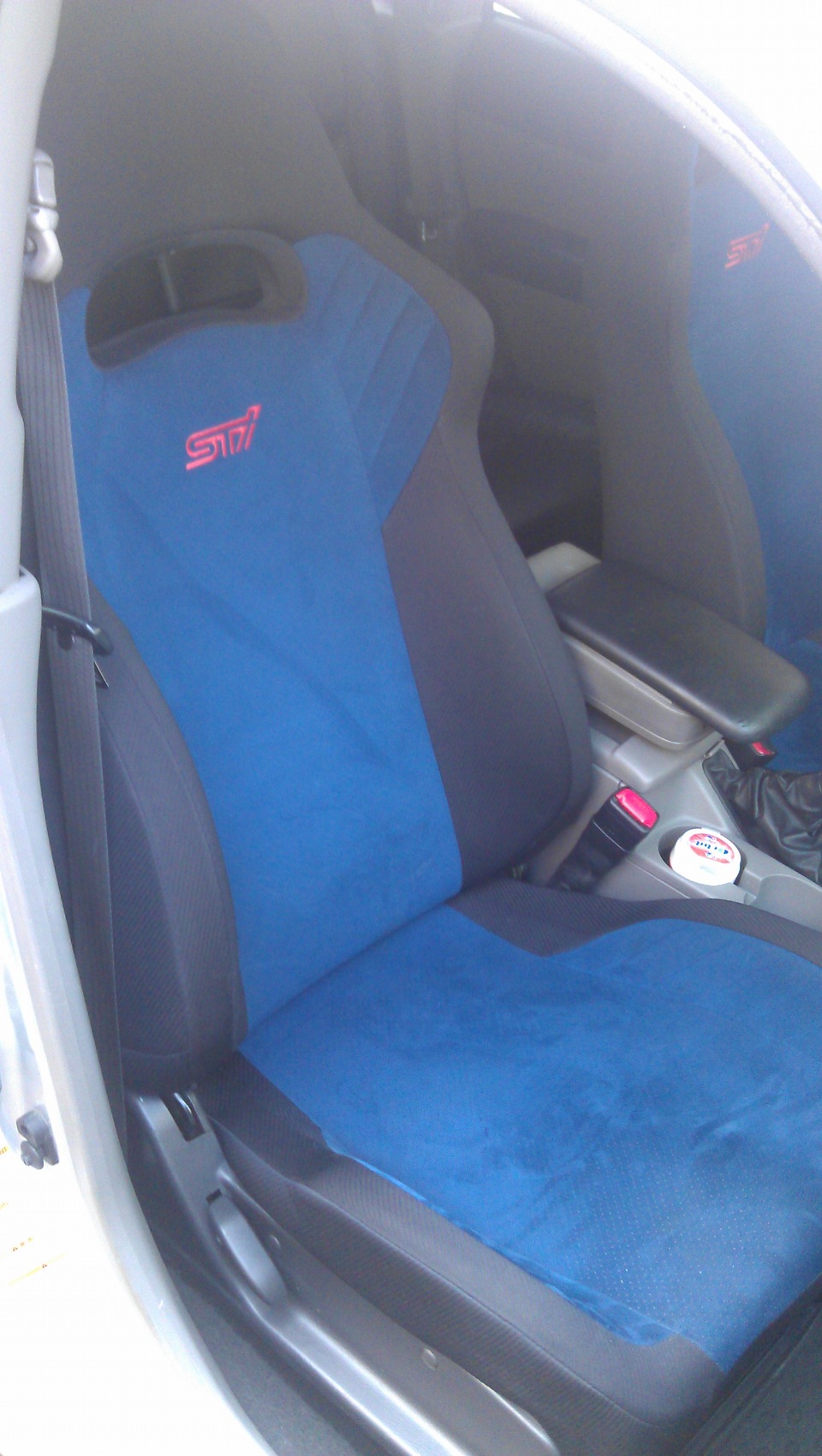 Встановлення передніх сидінь WRX STI 3