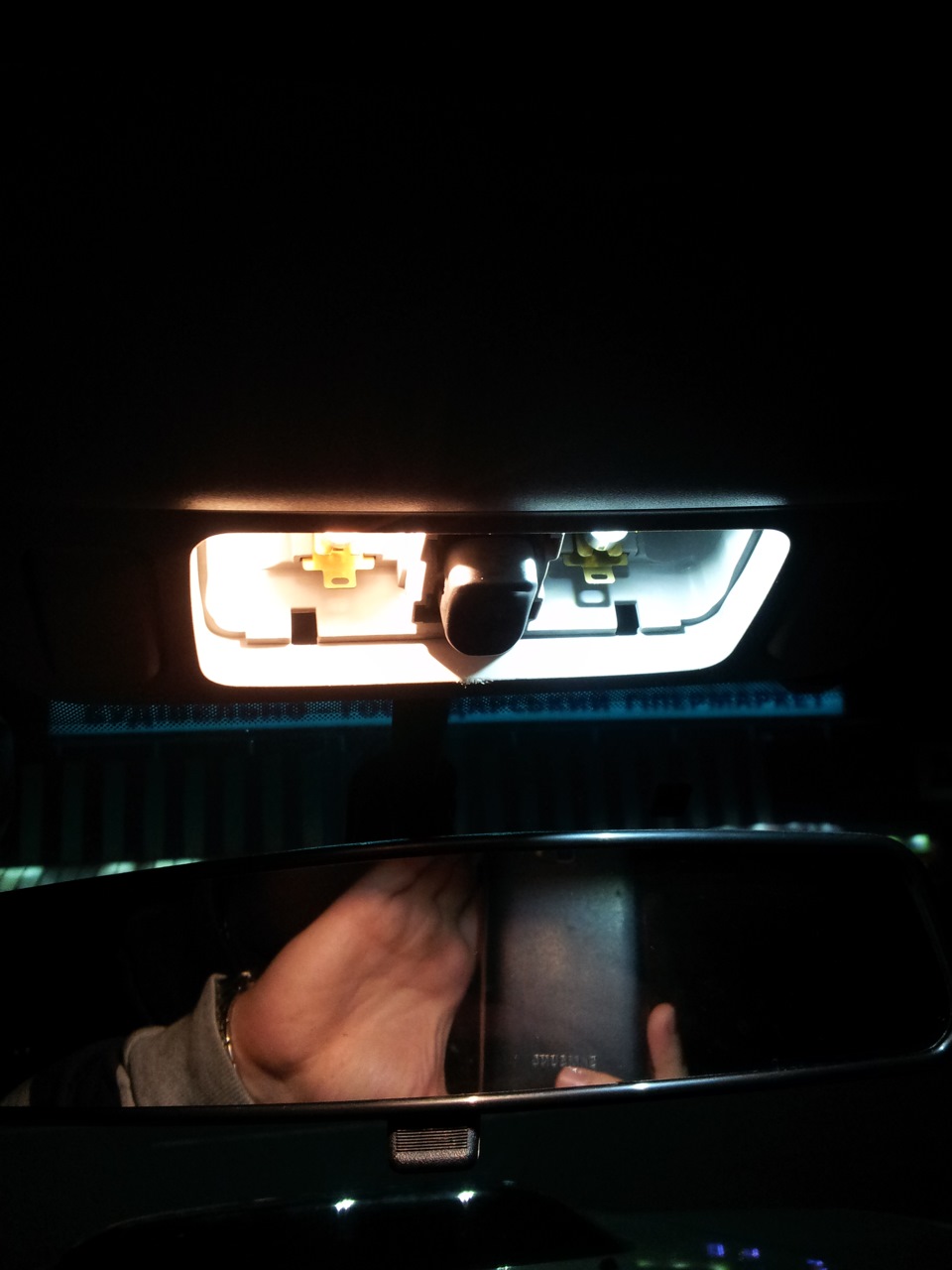LED світло 2