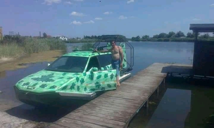 Subaru кермує не тільки на снігу, а й на воді ☝😀😀 2
