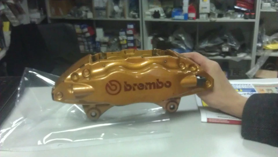 Нарешті приїхали довгоочікувані Brembo Gold
