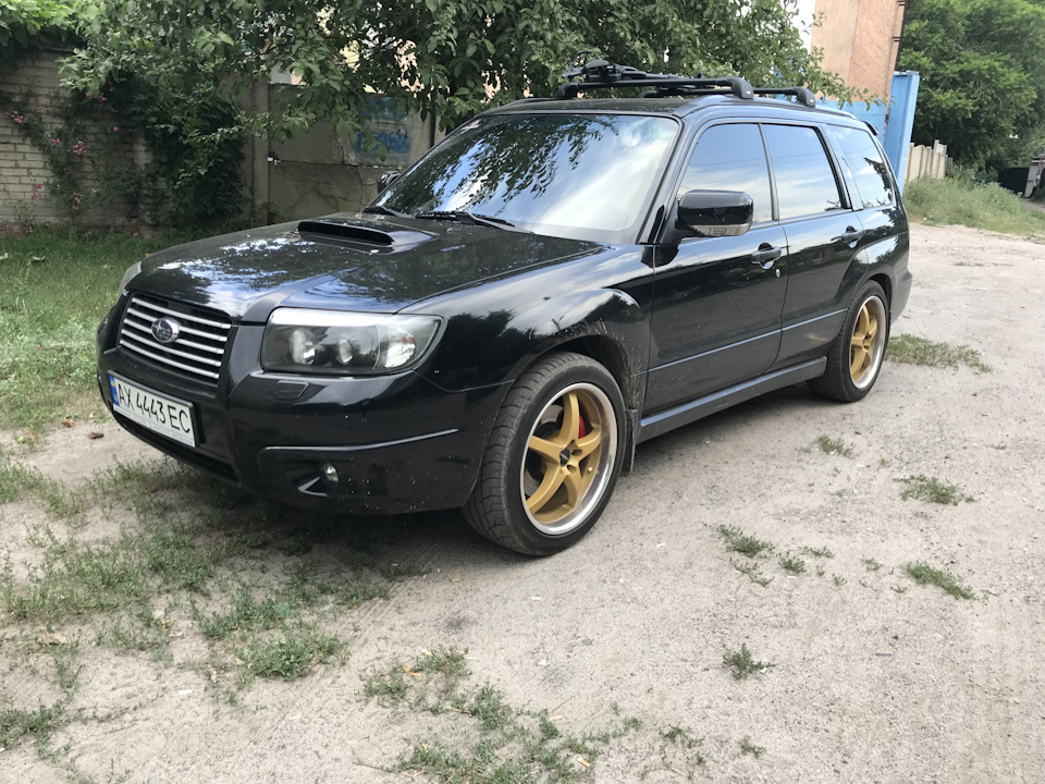 Поперечки Thule Wingbar Edge та кріплення велосипеда ProRide 598. 1